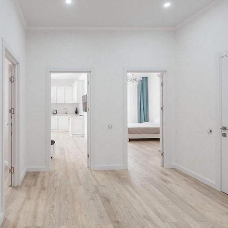 2-Nd Pearl 2-Bedrooms Apartment Odessa Dış mekan fotoğraf
