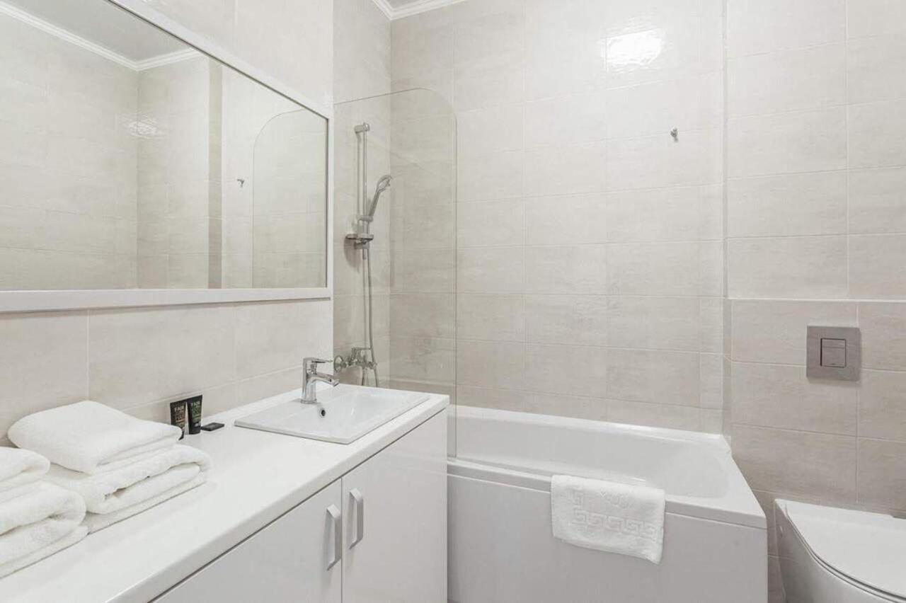 2-Nd Pearl 2-Bedrooms Apartment Odessa Dış mekan fotoğraf